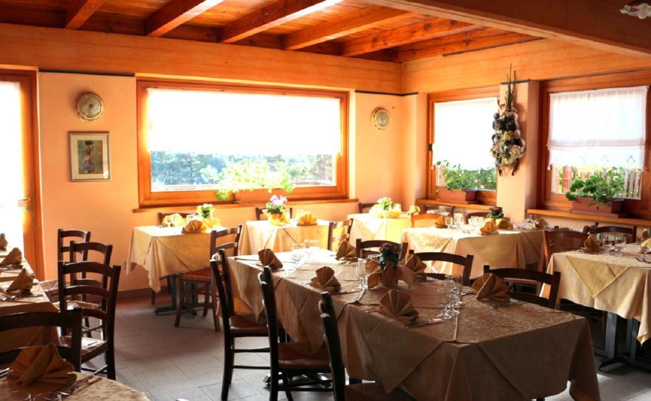 Hotel Bucaneve Bardonecchia Kültér fotó