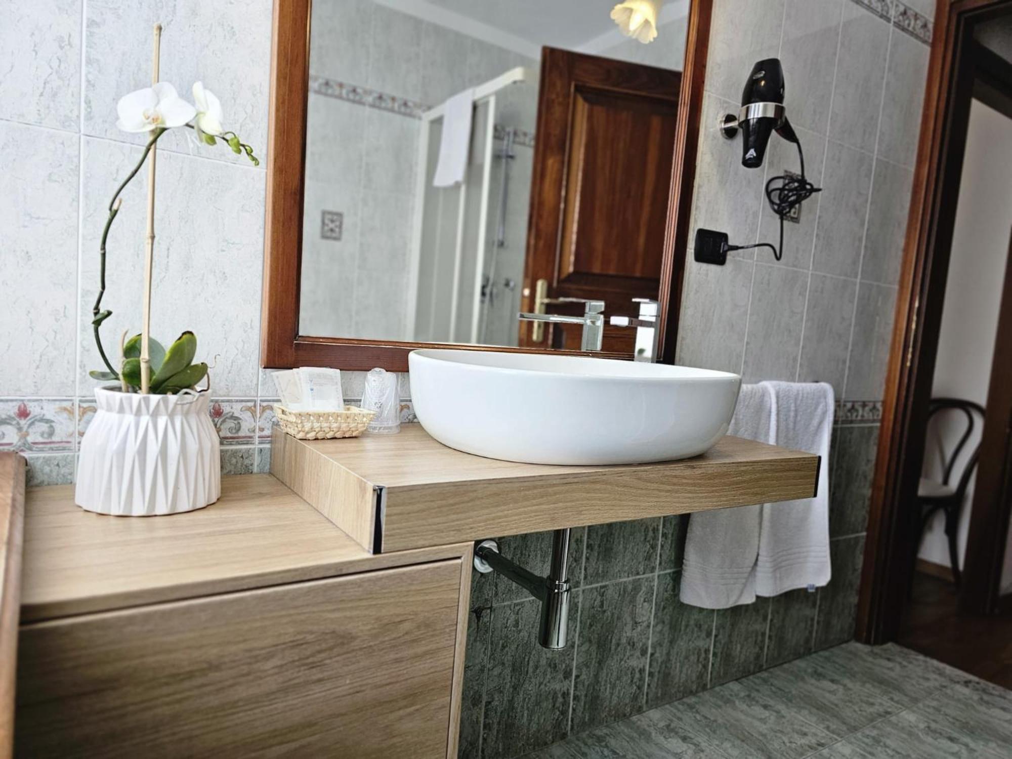 Hotel Bucaneve Bardonecchia Kültér fotó