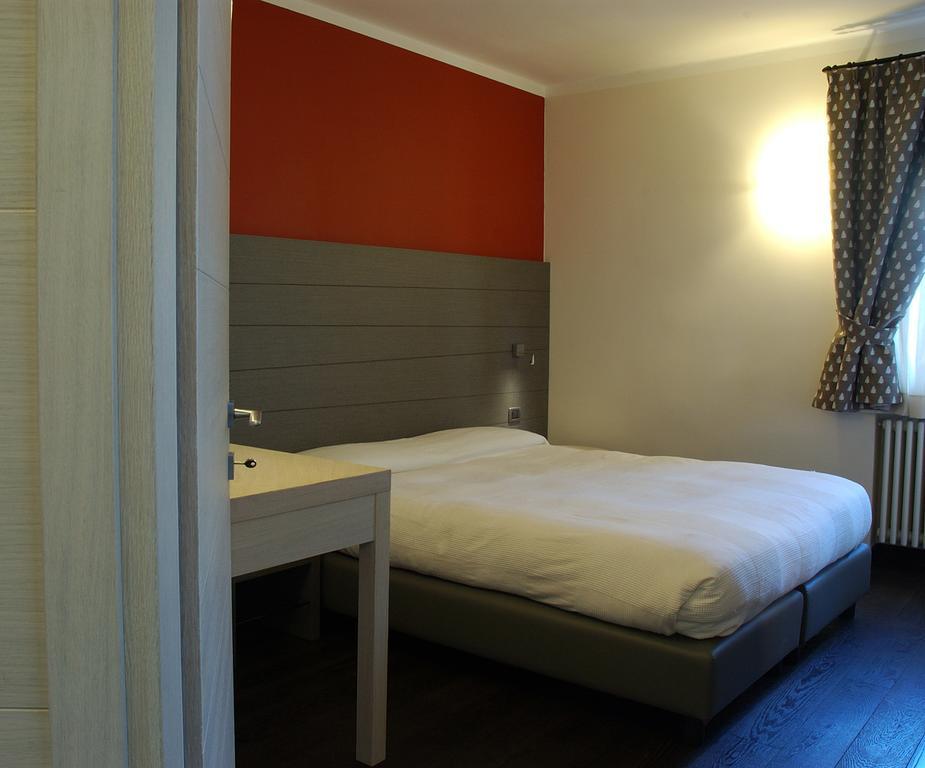 Hotel Bucaneve Bardonecchia Kültér fotó