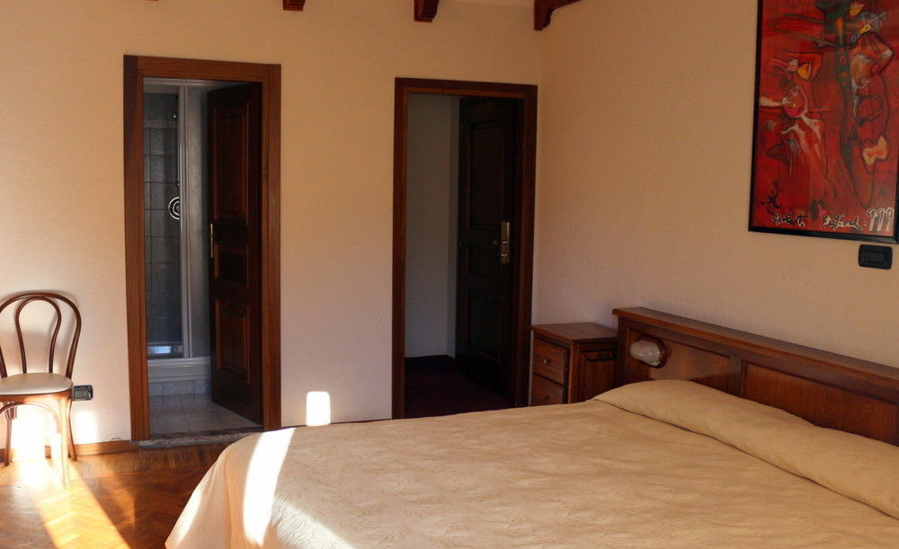 Hotel Bucaneve Bardonecchia Kültér fotó